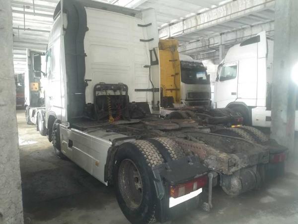 Тягач Volvo FH 500, XL, 2 спальника х 10 шт. — фото 4